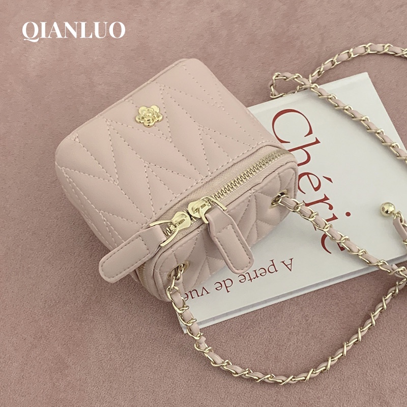 QIANLUO túi đeo chéo nữ mini Túi Thời Trang miumiu  2023 NEW L91TNG4