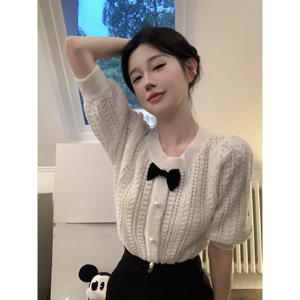 Áo Sweater Dệt Kim Tay Ngắn Phồng Đính Nơ Dễ Thương