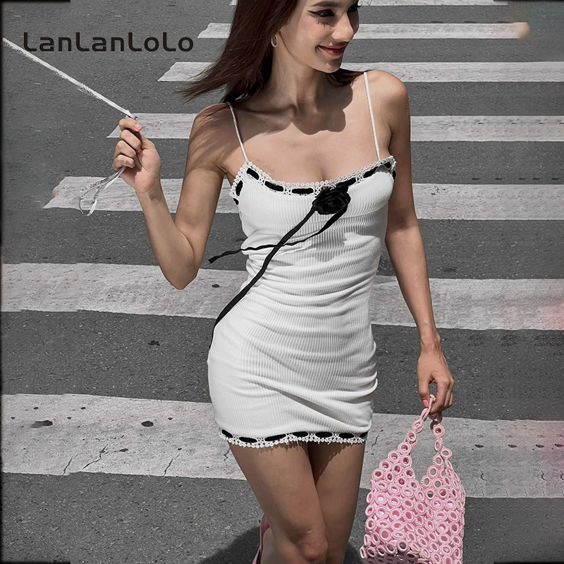 Đầm 2 dây LANLANLOLO viền ren đính hoa hở lưng phối màu tương phản gợi cảm ngọt ngào 2023 cho nữ