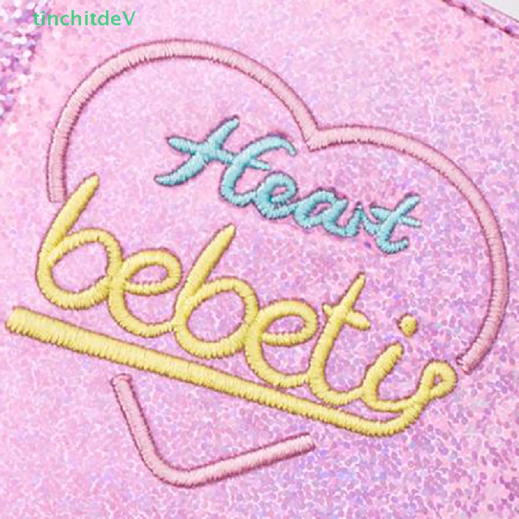 Vỏ Bọc Hộ Chiếu Thêu Hình Trái Tim Bebetti Chống Thấm Nước