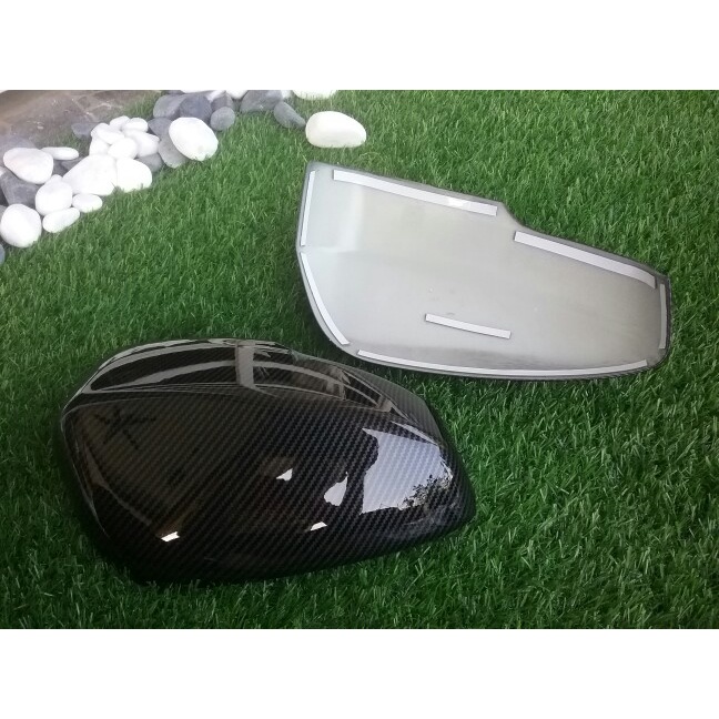 Miếng Dán Màu Đen Nhám In Họa Tiết Sợi Carbon Trang Trí Nắp Bình Xăng Xe Hơi Mitsubishi Xpander 2020 2021 2022 2023