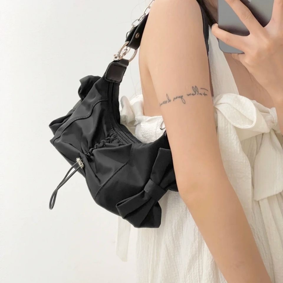 Túi Đeo Vai / Đeo Cánh Tay Mini Bằng Nylon Mềm Họa Tiết Bướm Phong Cách Ngọt Ngào Mùa Hè Haobing boutiqu