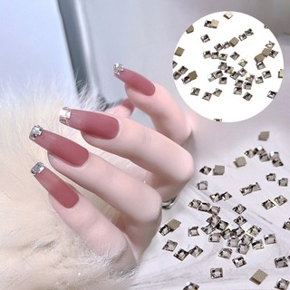 Set 100 phụ kiện đính trang trí móng tay nghệ thuật