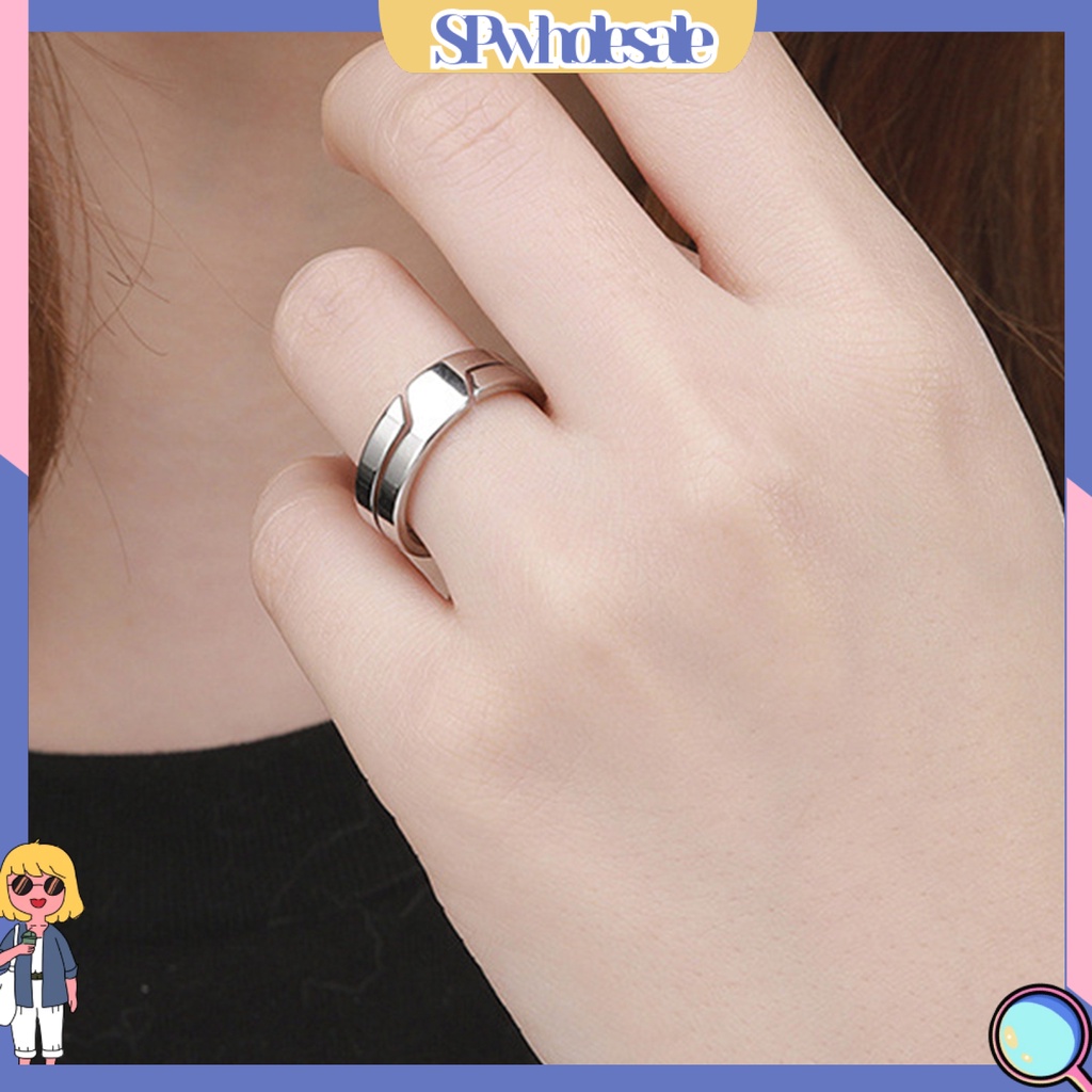 <SPwholesale> Nhẫn Cặp Đôi Bằng Thép Không Gỉ Họa Tiết Hình Học Cổ Điển Phù Hợp Làm Quà Trang Sức Cho Nam Và Nữ Mặc Hàng Ngày