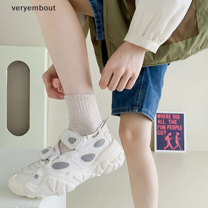 Ut Vớ Thể Thao Cotton Dày Dặn Màu Trơn Chống Ẩm Và Mồ Hôi Dành Cho Nữ Vào Mùa Thu Đông