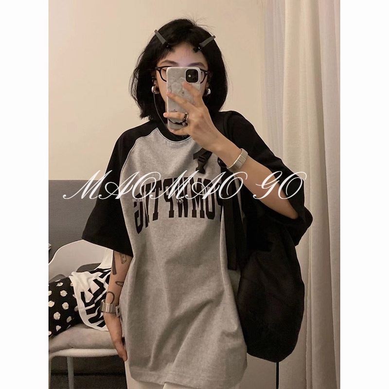 Maomao GO Áo Thun Ngắn Tay Dáng Rộng Hở Vai In Họa Tiết Khối Màu Sắc Thời Trang Cho Nữ