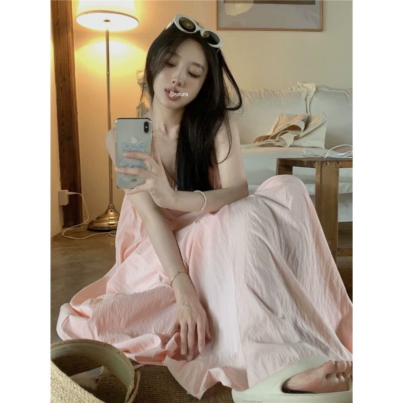 Đầm Hai Dây Dáng Dài Cổ Chữ V Màu Hồng Nữ Tính