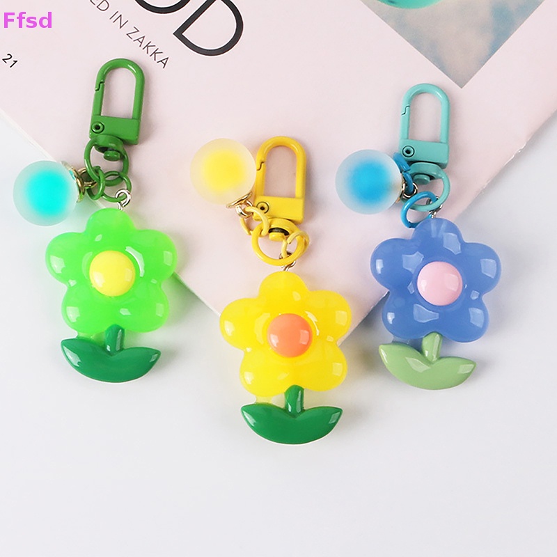 Móc Khóa Bóng Tròn Hình Hoa Dễ Thương Trang Trí Ba Lô / Túi Xách / Xe Hơi