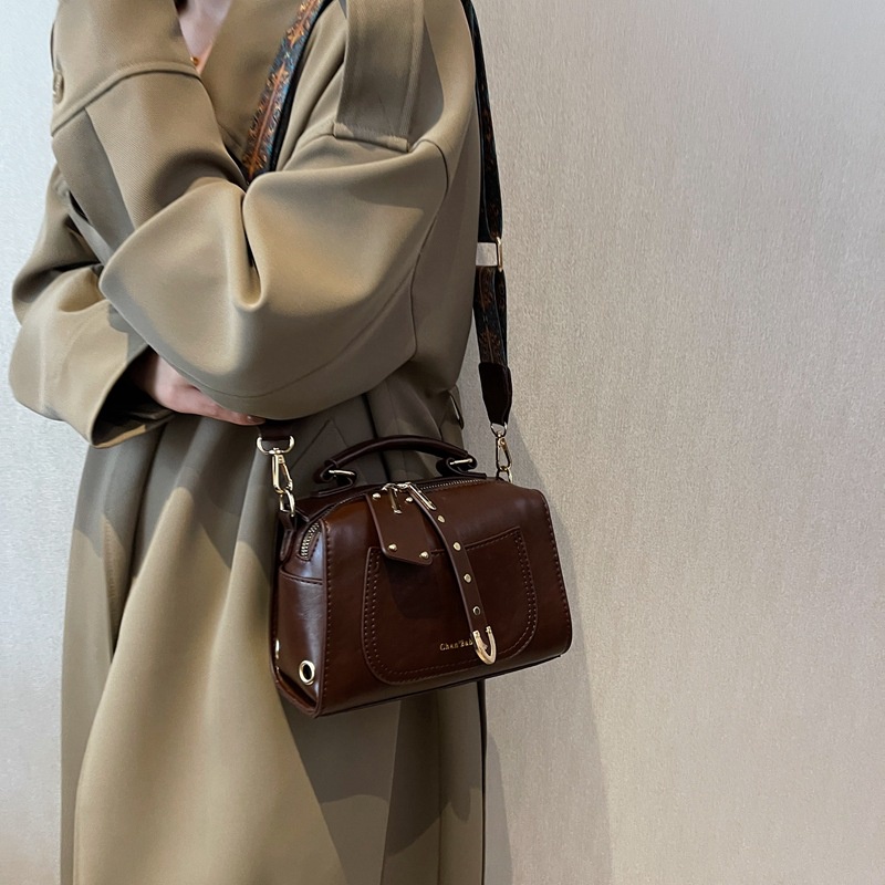 Túi Đeo Chéo Nhỏ Xinh Thời Trang Retro Phương Tây Cho Nữ 2023