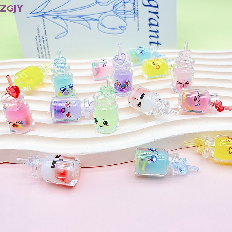 Set 5 Cốc Uống Nước Mini Bằng Nhựa Resin Dạ Quang Dễ Thương Kèm Ống Hút Trang Trí Xe Hơi Màu Sắc Ngẫu Nhiên