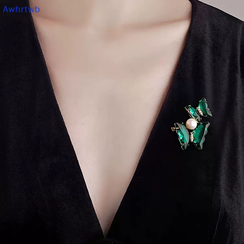 Trâm Cài Áo Hình Bướm Đính Pha Lê Xanh Lá Thời Trang Dành Cho Nữ Mới