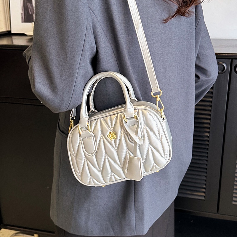 Túi Đeo Chéo Da Mềm Dáng Vuông Nhỏ Kiểu Phương Tây Thời Trang Cao Cấp Cho Nữ