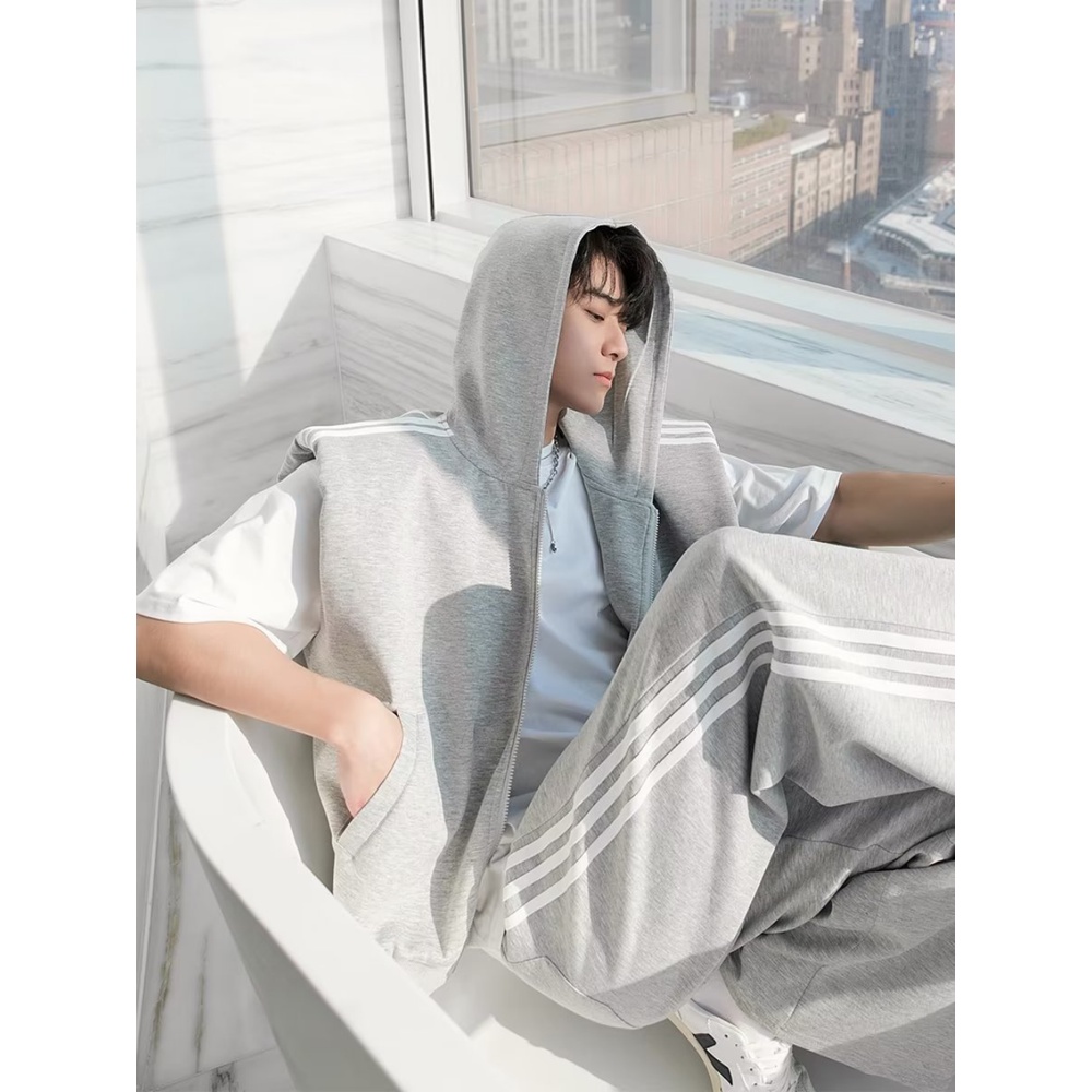 Set Đồ Thể Thao Form Rộng Họa Tiết Kẻ Sọc Thời Trang Mùa Xuân Cho Nam