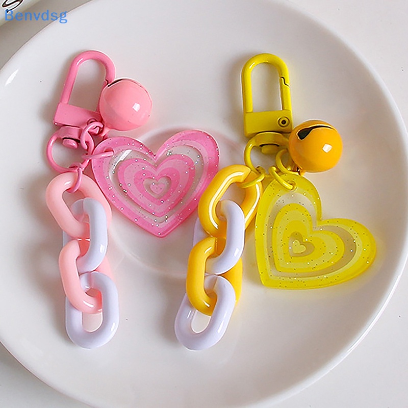 1 Móc Khóa Acrylic Hình Trái Tim Nhiều Màu Sắc Thời Trang