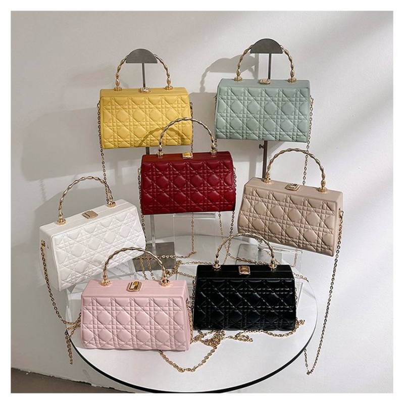 Túi Đeo Chéo Đính Kim Cương Giả Độc Đáo Thời Trang Phong Cách Retro