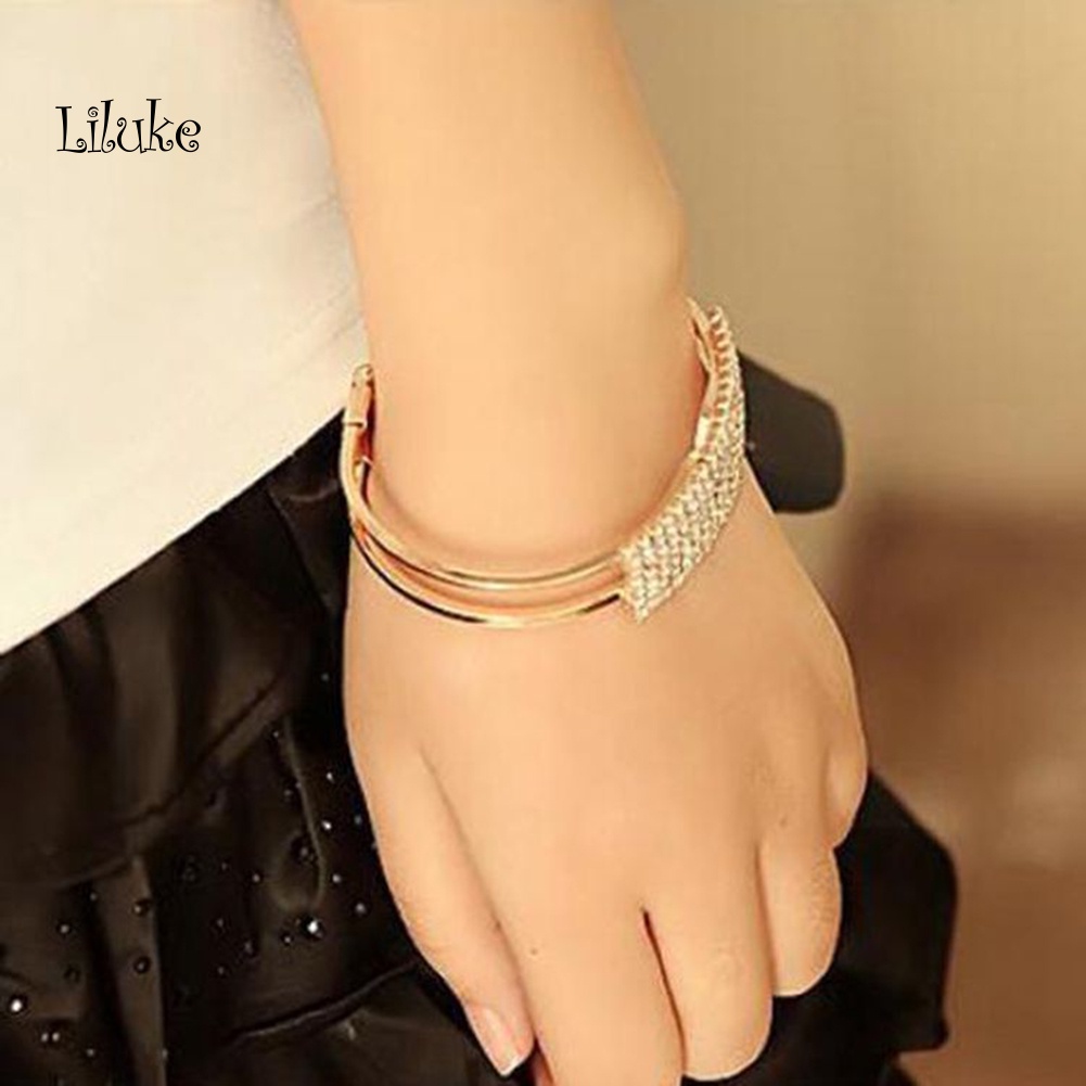 Vòng Tay Hợp Kim Đính Đá Màu Trơn Kiểu Dáng Thời Trang Cho Nữ