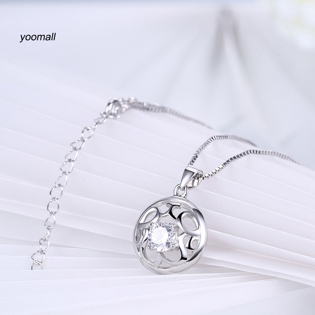 Vòng cổ Mặt Khoét Rỗng Mỏng Nhẹ Thân Thiện Với Làn Da Thời Trang Cho Nữ