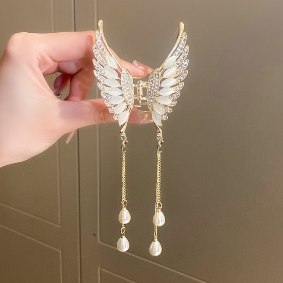 Kẹp Tóc Hình Bướm Đính Ngọc Trai Thời Trang Cho Nữ