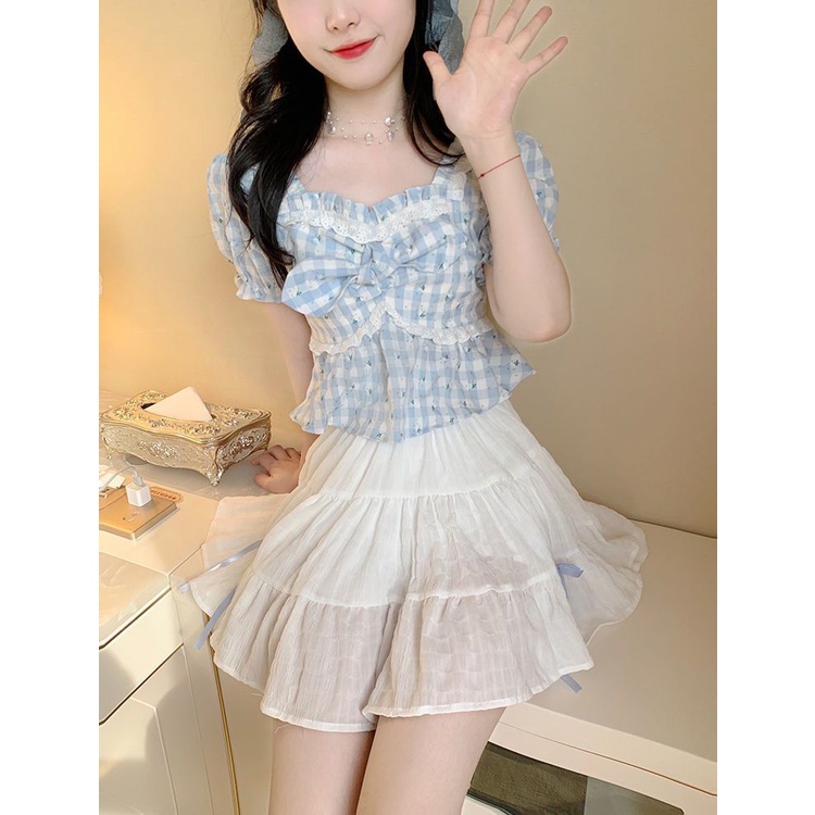 Áo Croptop Tay Phồng Ngắn Dáng Ôm In Họa Tiết Hoa Thời Trang Mùa Hè Xinh Xắn Cho Nữ