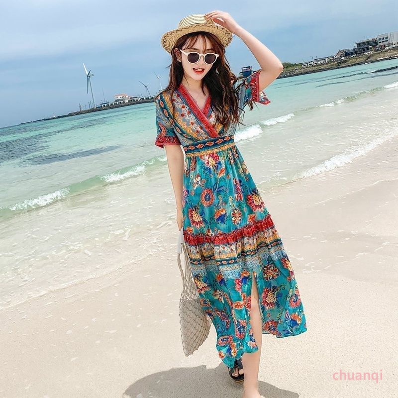 Váy liền dáng dài hoa Bohemian váy đi biển nghỉ mát mẫu mới mùa hè váy chữ A cạp cao cổ chữ V ngắn tay