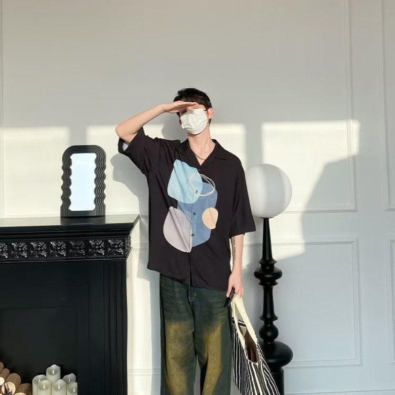 Áo Sơ Mi Tay Ngắn Họa Tiết Hình Học Phong Cách Hàn Quốc Cho Nam