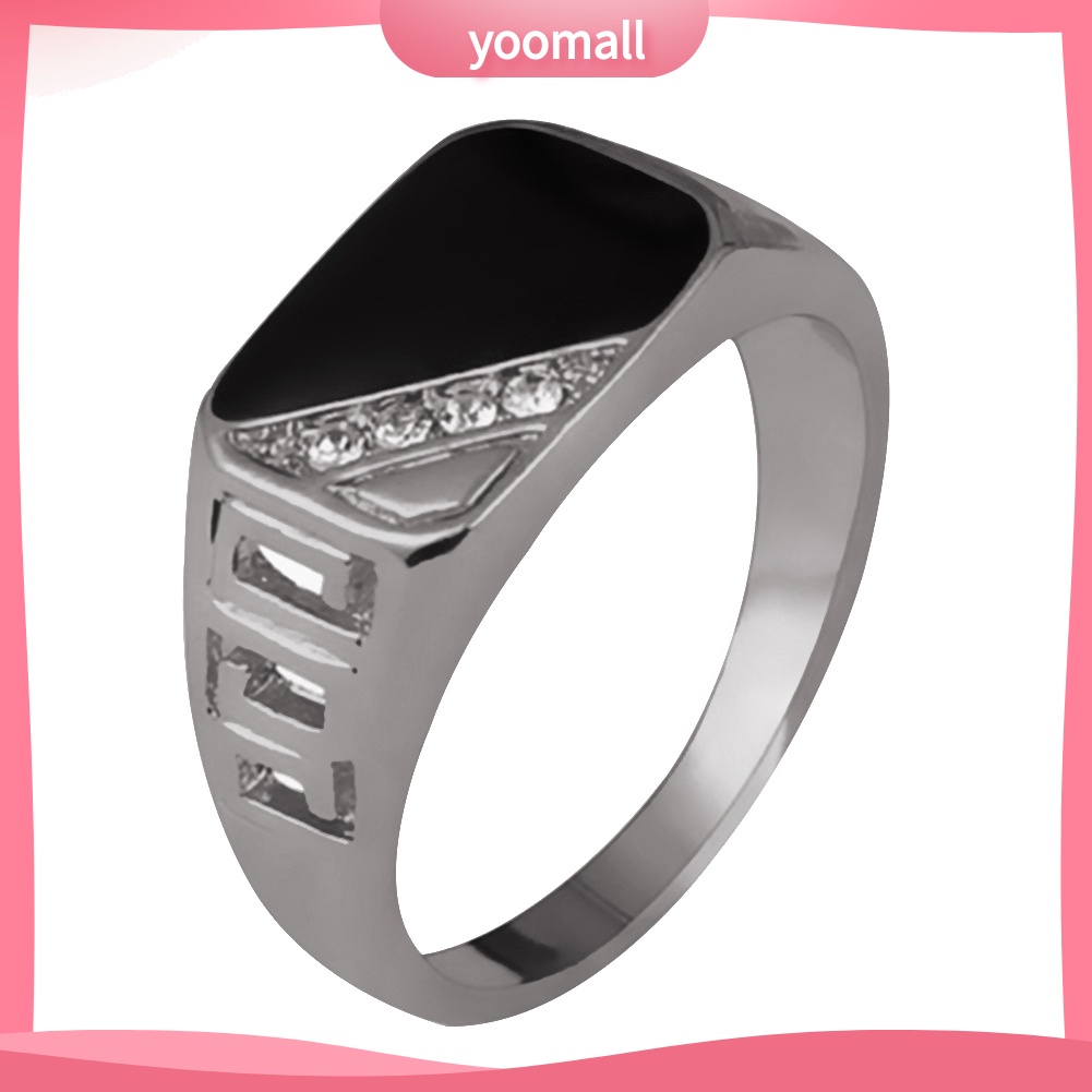 [YM] Nhẫn Bản Rộng Mặt Hình Tam Giác Đính Kim Cương Giả Thời Trang Cho Nam