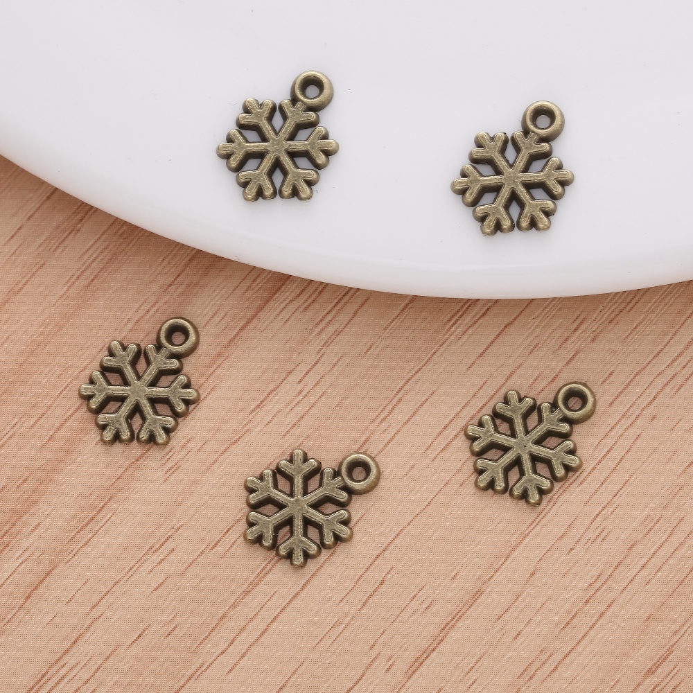 Set 40 Mặt Vòng cổ Hình Bông Tuyết Bằng Hợp Kim Bạc Phong Cách Vintage Thời Trang Cho Nữ