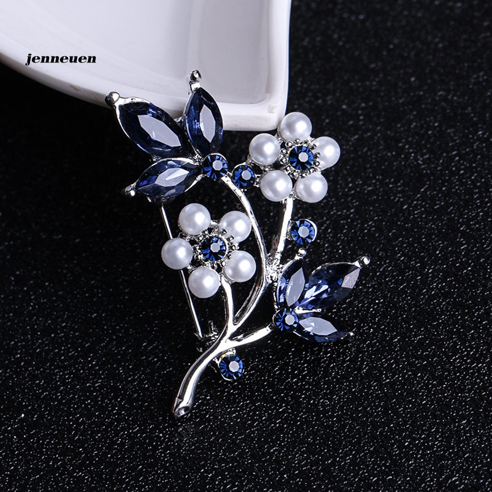 Ghim Cài Áo Hình Cánh Hoa Đính Ngọc Trai Nhân Tạo Thời Trang