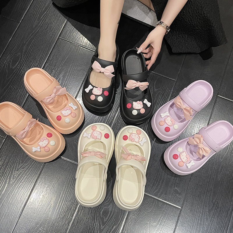Dép Scross Sục Nữ Màu Pastel Đế Cao Chất Nhựa Mềm Đi Thoải Mái Có Gắn Charm Hình Bé Meo Dễ Thương Dành Cho Chị Em Gái
