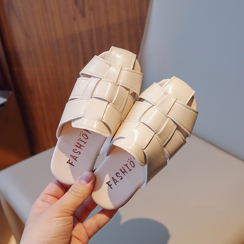 Dép Đi Biển Đế Phẳng Chống Trượt Mềm Mại Màu Đen / Be Thời Trang Mùa Hè Cho Bé Gái