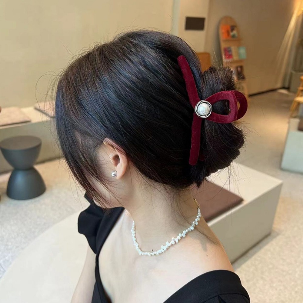 Kẹp Tóc Hình Hoa Trà Đính Ngọc Trai Giả Thời Trang Mùa Đông DULA777