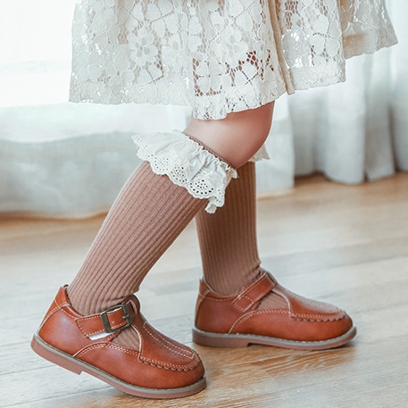 Vớ Cotton Cổ Trung Không Gót Phối Ren Thời Trang Thu Đông Phong Cách Mới Cho Bé Gái