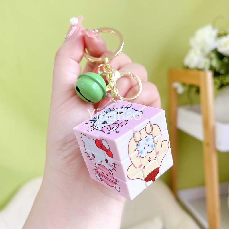 Phim hoạt hình kuromi series rubik's cube keychain strawberry bear toy car key mặt dây chuyền schoolbag holiday quà tặng nhỏ