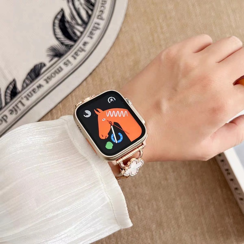 Dây đeo bằng da cho apple watch band series 8 6 6 6 se 4 vòng đeo tay kim loại cỏ bốn lá cho iwatch 49mm 45mm 44mm 42mm 41mm 40mm 38mm