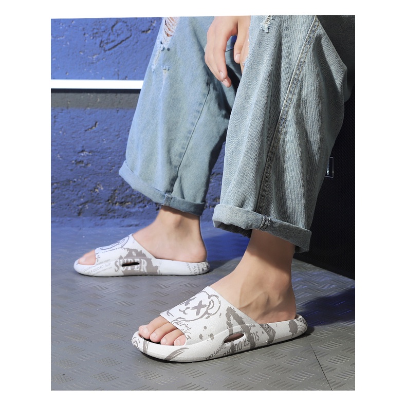 Dép Sandal Đi Biển Đế Dày Chống Trượt In Hình Gấu Hoạt Hình Thời Trang Mùa Hè Cho Cặp Đôi