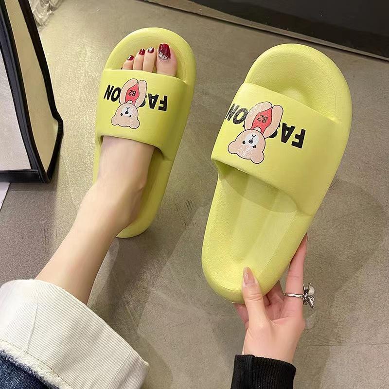 Dép Đi Trong Nhà / Ngoài Trời Đế Dày Mềm Mại Họa Tiết Gấu Hoạt Hình Dễ Thương