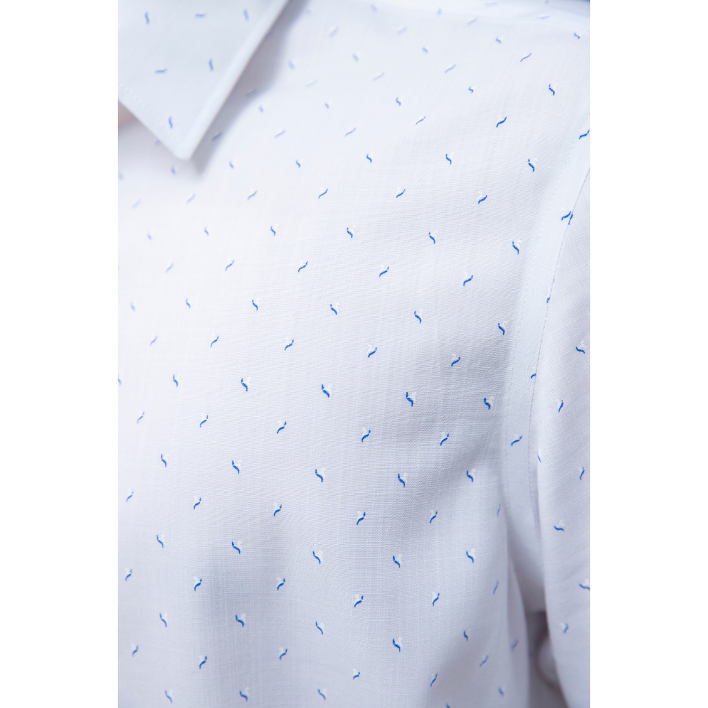 Áo sơ mi dài tay Aristino phom Slim fit ôm màu trắng in họa tiết xanh, thiết kế áo tà lượn, không có túi ngực - ALS18601