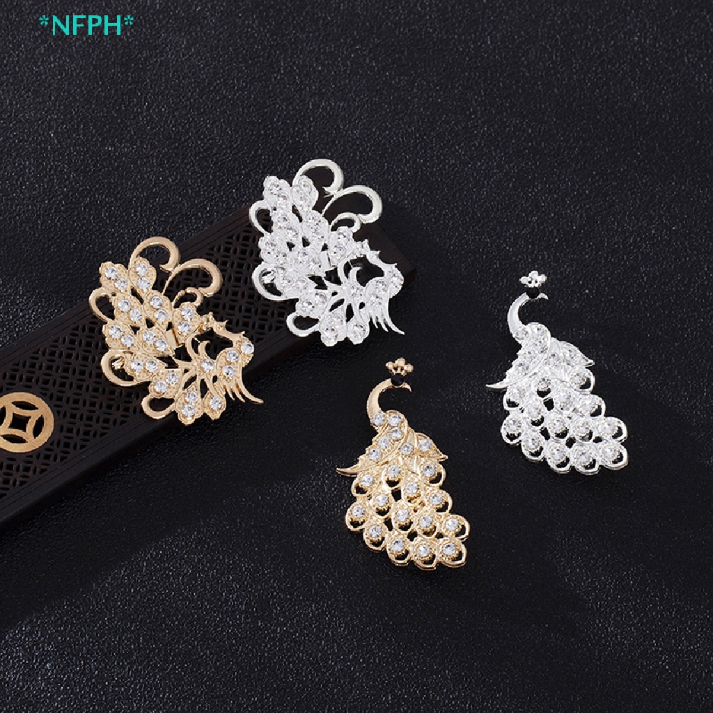 Ghim Cài Áo Hình Chim Công Đính Đá Nhân Tạo Thời Trang Mới