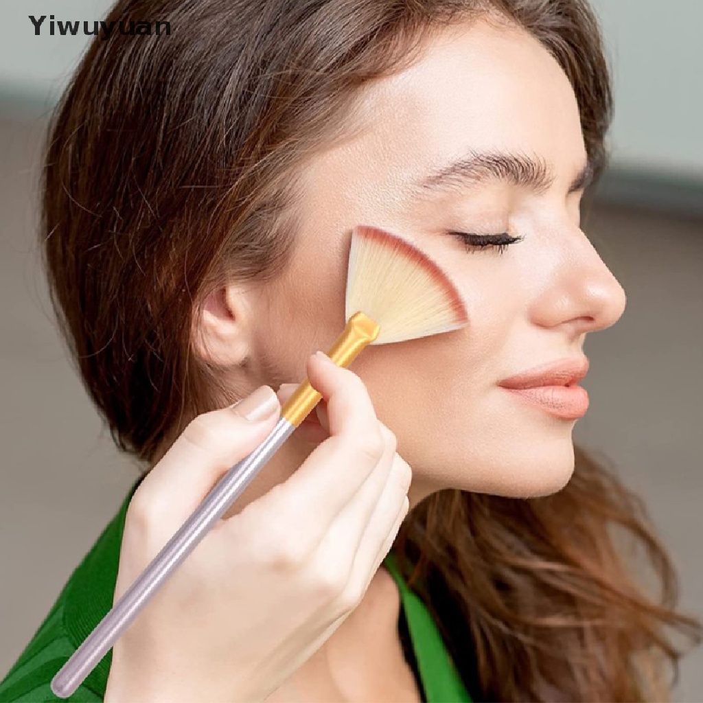 Bộ 3 Cọ Trang Điểm Lông Mềm Yiwuyuan