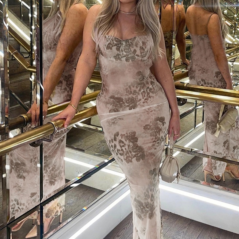 Đầm Dây Nữ Cộc Tay Cổ Chữ V Lưng Trần Quyến Rũ