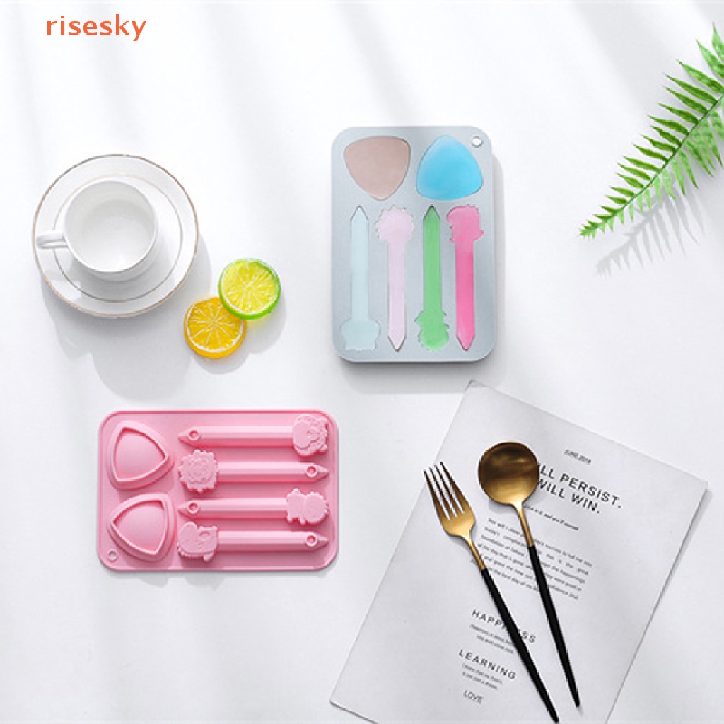 Khuôn Silicone Tạo Hình Tam Giác 6 Lỗ Làm Bánh Kẹo Hình Động Vật