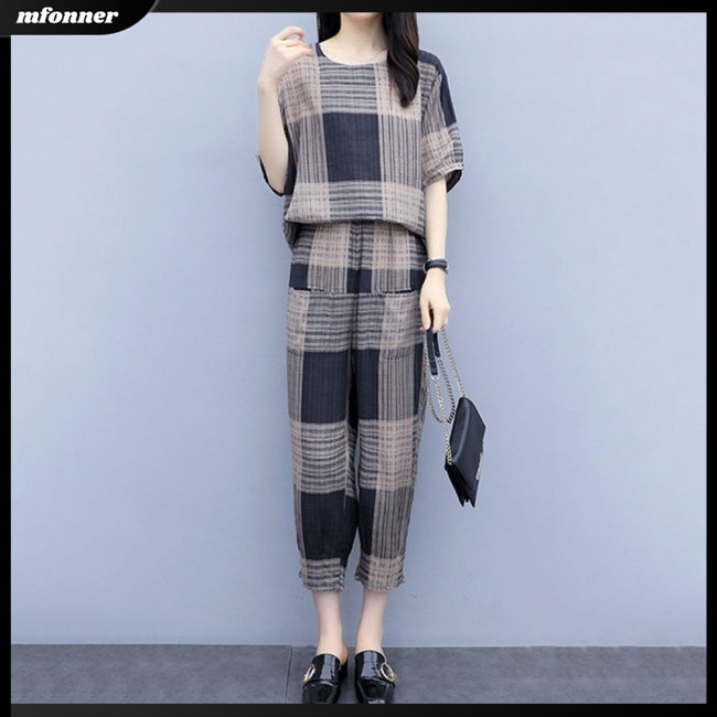 Set Đồ Mùa Hè 2 Món Gồm Áo Thun Tay Cộc + Quần Dài Thẳng Kẻ Sọc Cho Nữ