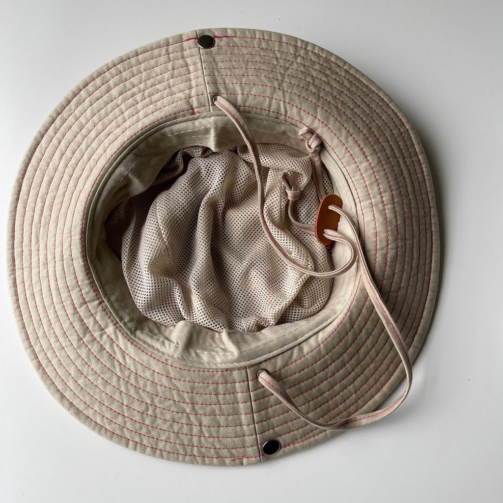 Nón Vành Tròn Chống Nắng Thoáng Khí Thêu Hình Chuồn Chuồn Có Dây Đeo Cố Định Cho Nữ