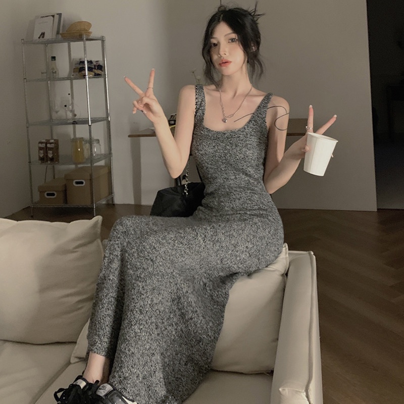 Đầm Yếm Dệt Kim Dáng Dài Màu Xám Thiết Kế Đơn Giản Quyến Rũ Thời Trang Xuân