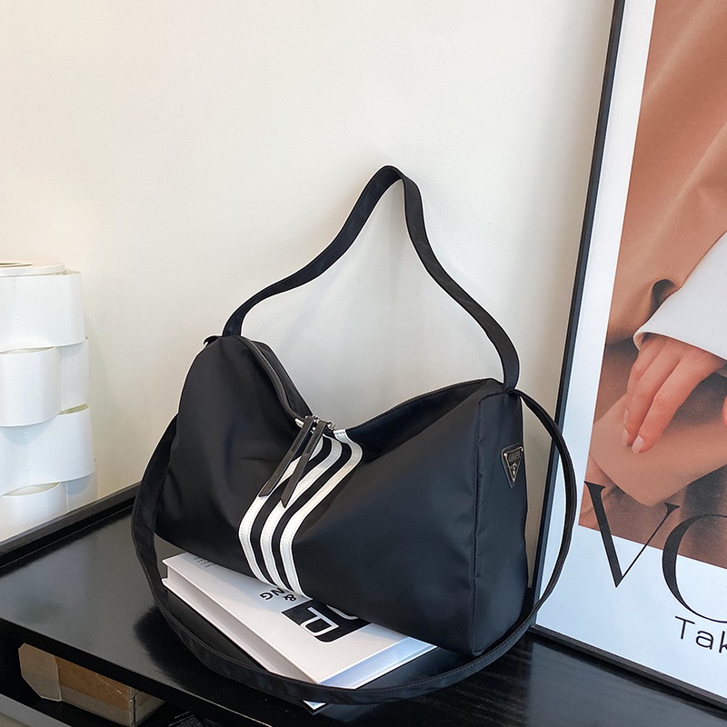 Túi Xách nylon Đeo Chéo Màu Trơn Thời Trang Chất Lượng Cao Dành Cho Nữ