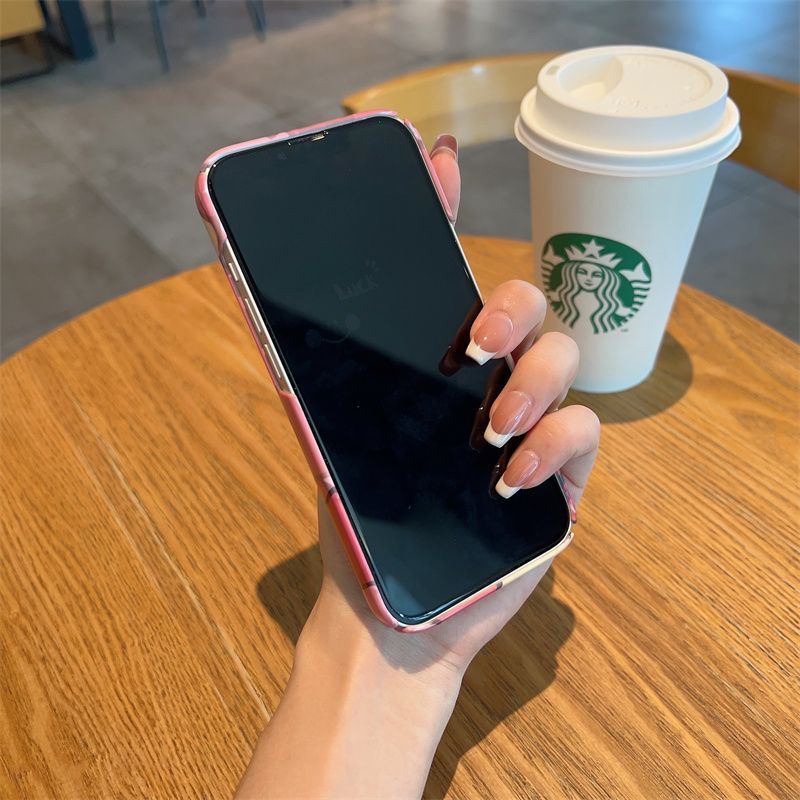 Ốp Điện Thoại Họa Tiết Gấu Và Dâu Tây Dễ Thương Cho Iphone 8p 11 13Promax14Pro 12 IE60