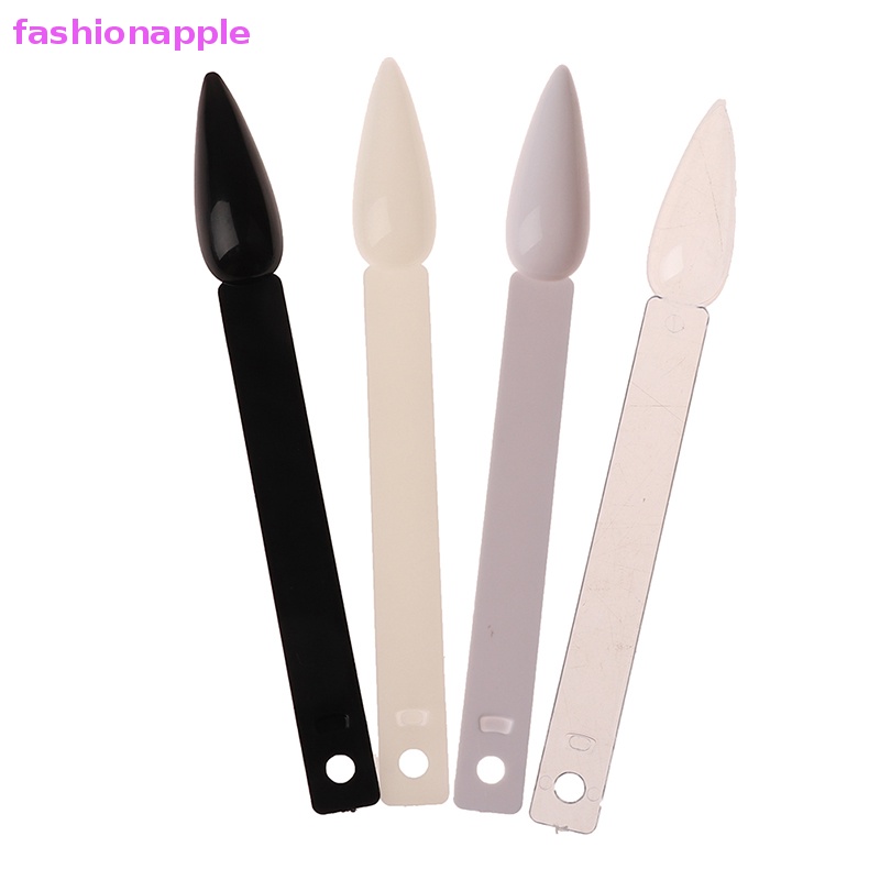 Set 40 Móng Tay Giả Hình Quạt Luyện Tập