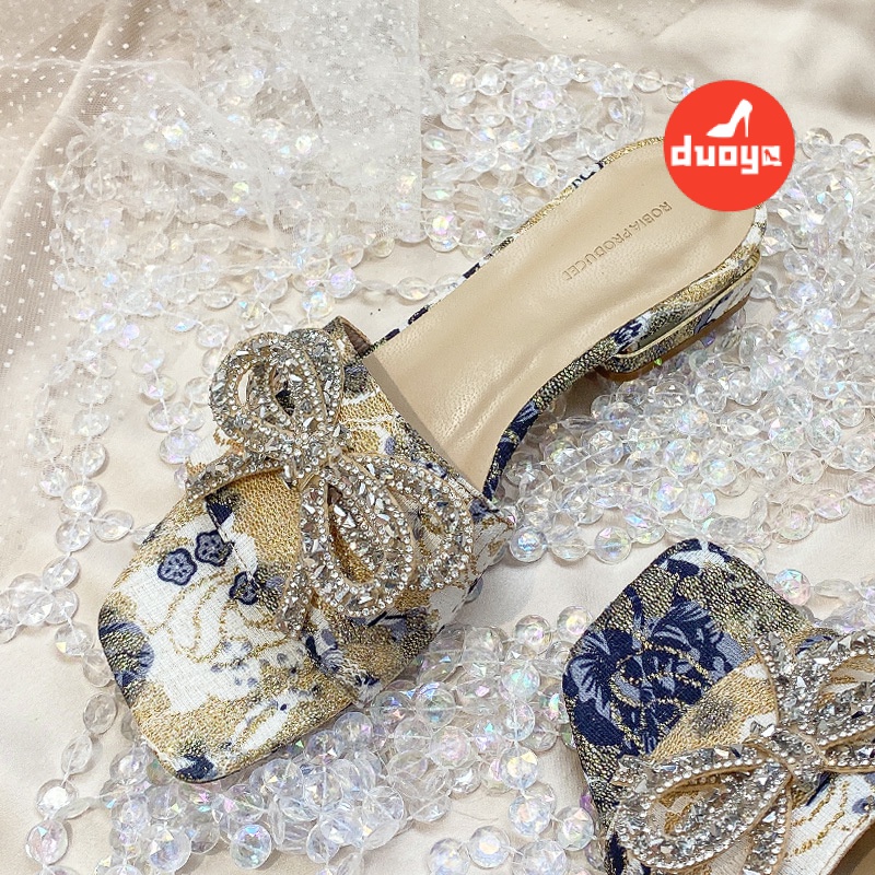 Dép Sandal Đế Dày Thời Trang Mùa Hè 2022 Phong Cách Mới Dành Cho Nữ