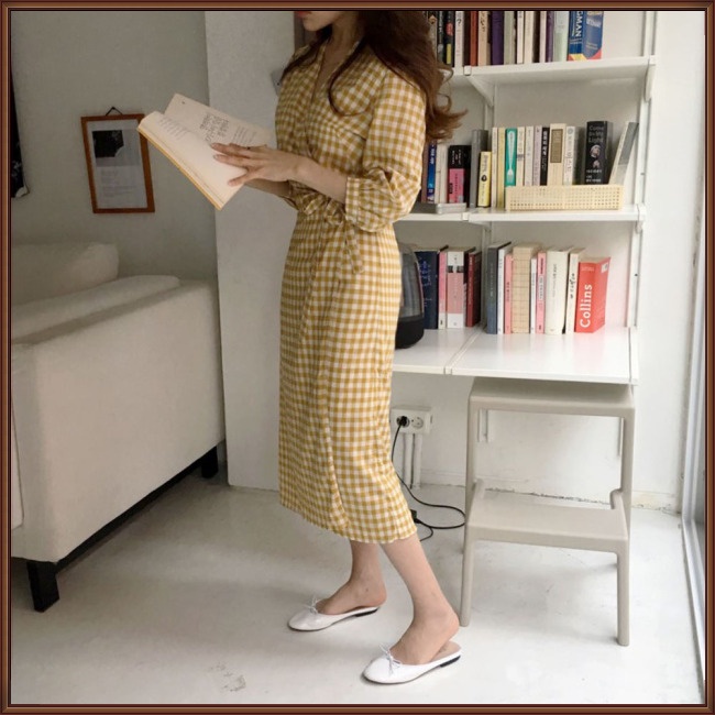 Đầm Midi Ôm Eo Cổ Chữ V In Họa Tiết Kẻ Sọc Thời Trang Lãng Mạn Cho Nữ