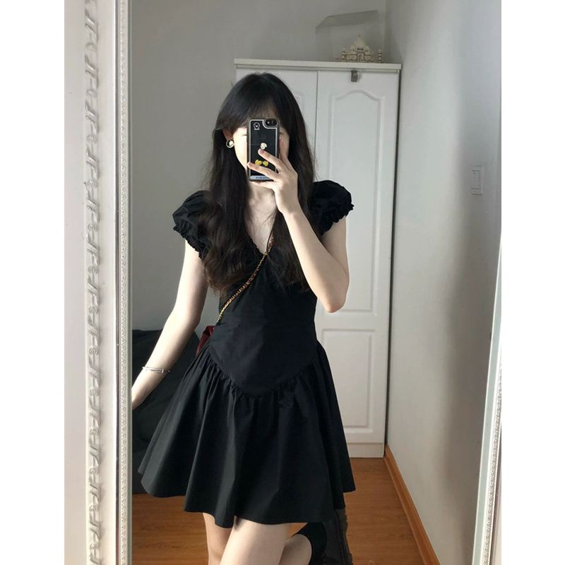 Cheesebunny váy babydoll đầm babydoll Đầm Xoè Cổ V Nhẹ Nhàng Siêu Dễ Thương